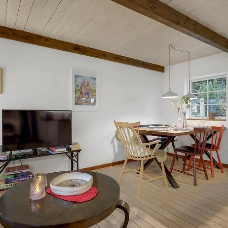 3 Bedroom Awesome In 公寓 内克瑟