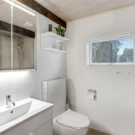 3 Bedroom Awesome In 公寓 *